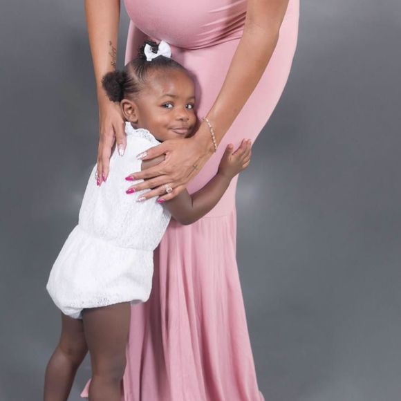 Meet your Posher, Milyka - Picture 1 of 1